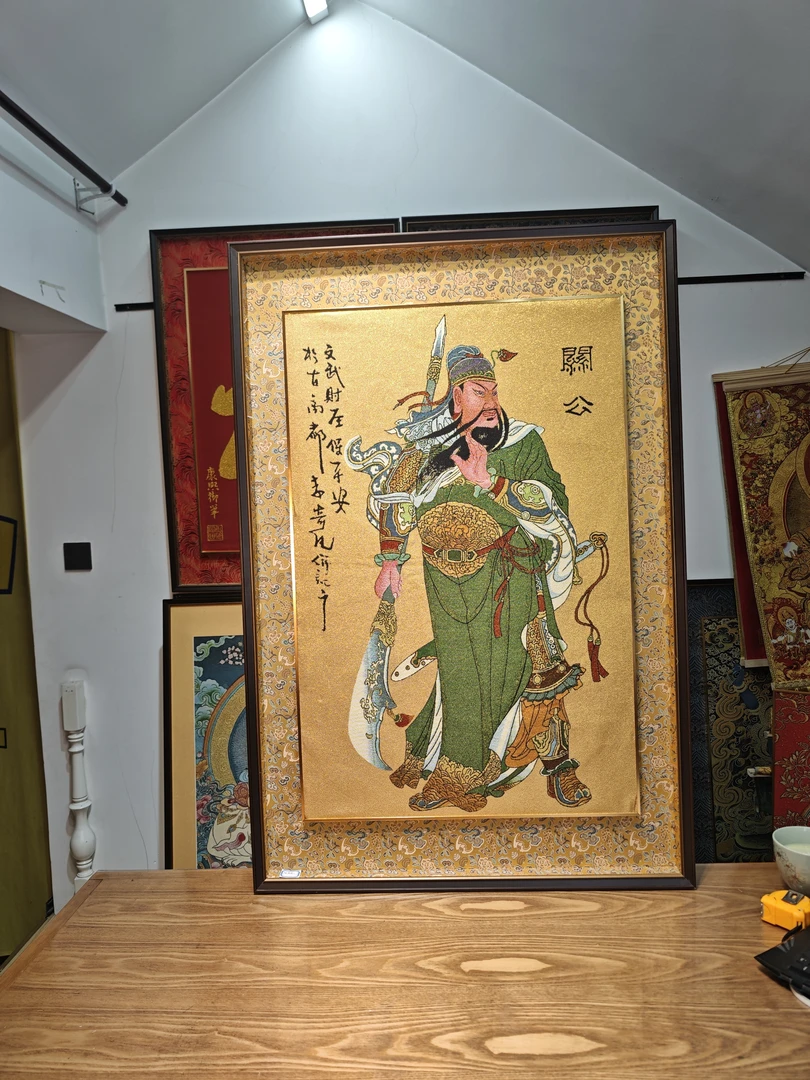 刺绣【关公】唐卡挂画实木装裱办公室茶室玄关背景装饰