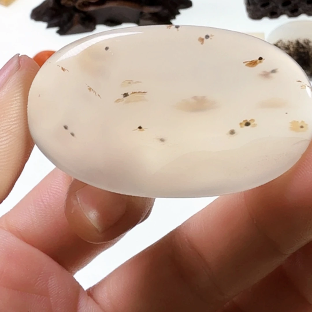 玛瑙/玉髓未镶嵌珠宝半成品