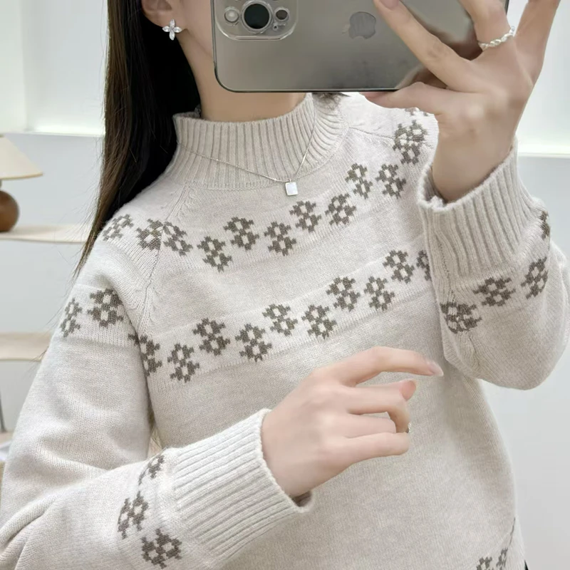 提花毛衣女士套头秋冬新款时尚洋气宽松内搭针织打底衫加厚上衣