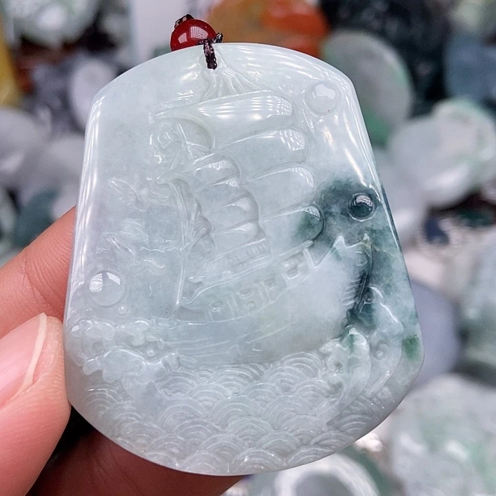 颈饰未镶嵌翡翠翡翠