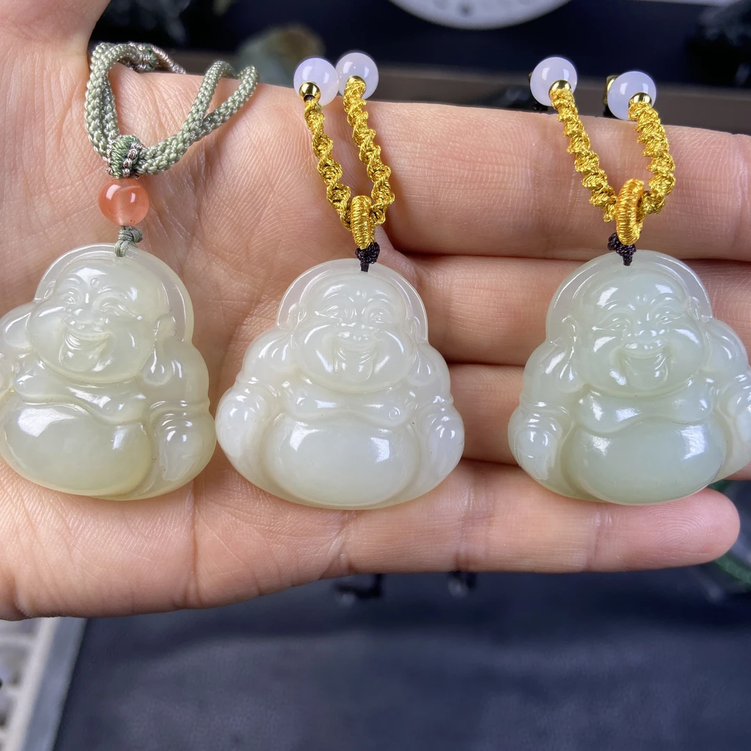 和田玉佛公吊坠多样性发货