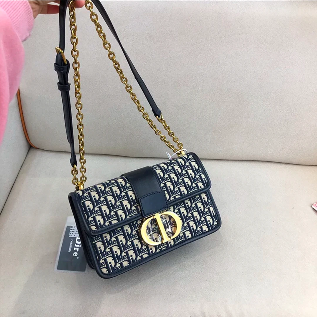 (链条蒙田 ）刺绣高级百搭链条款蒙田包25*8*15