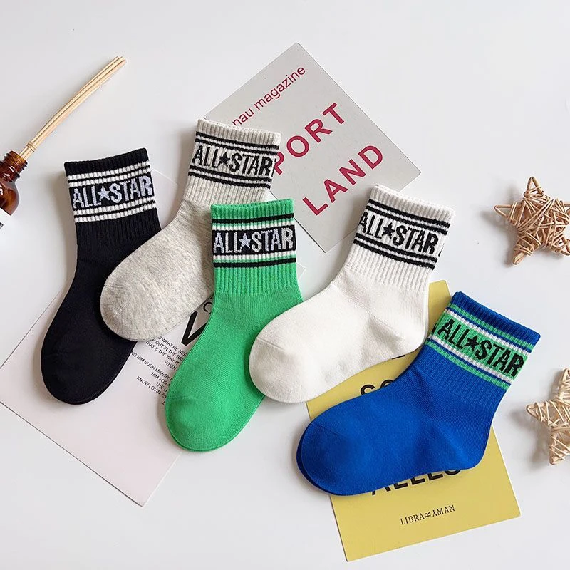 爱嘀嗒儿童袜子春秋款男女童宝宝学生运动吸汗防臭字母中筒袜