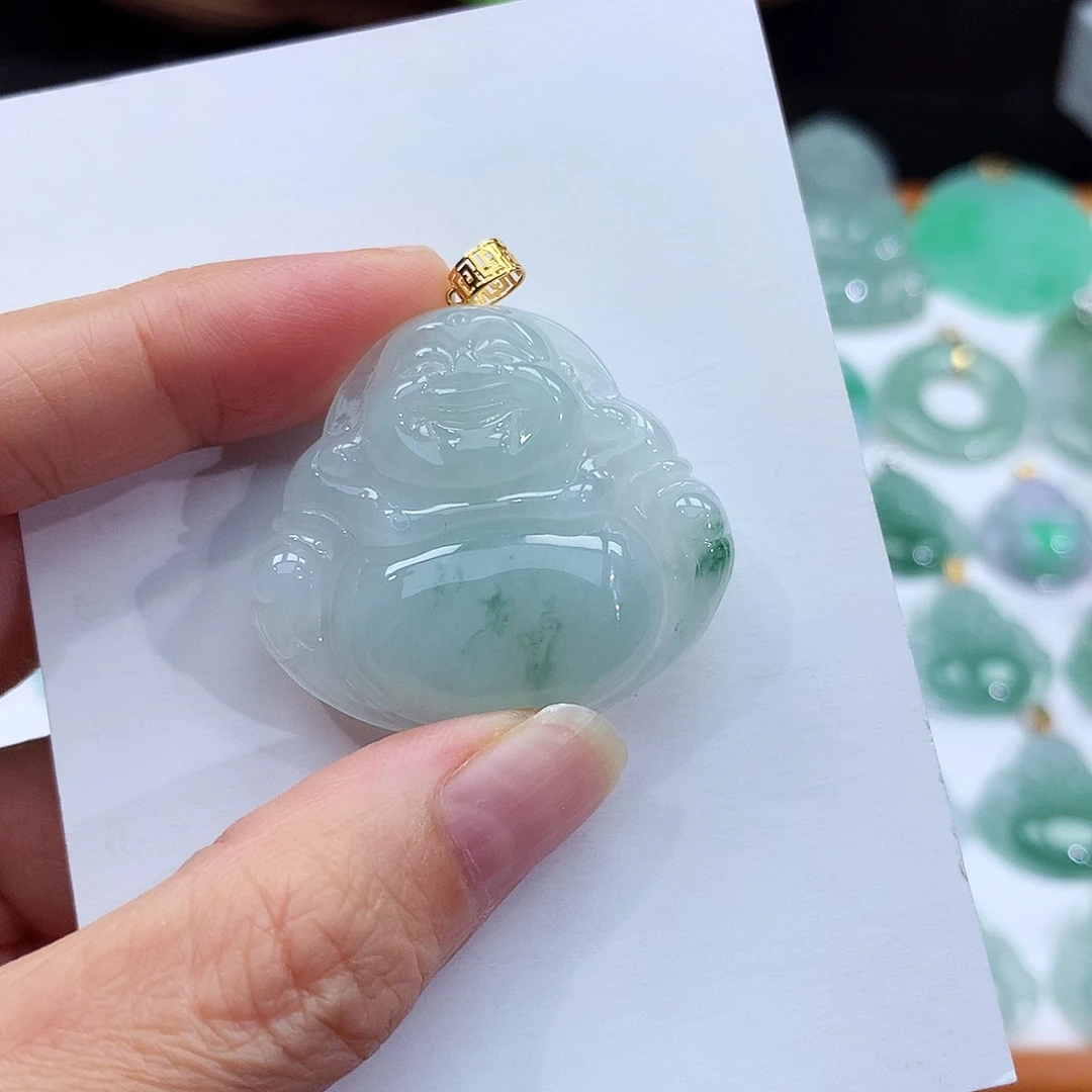 翡翠18K金镶嵌颈饰翡翠吊坠