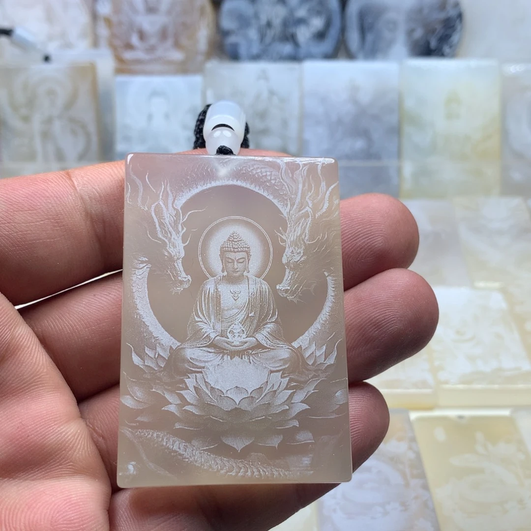 未镶嵌颈饰玛瑙/玉髓Q*