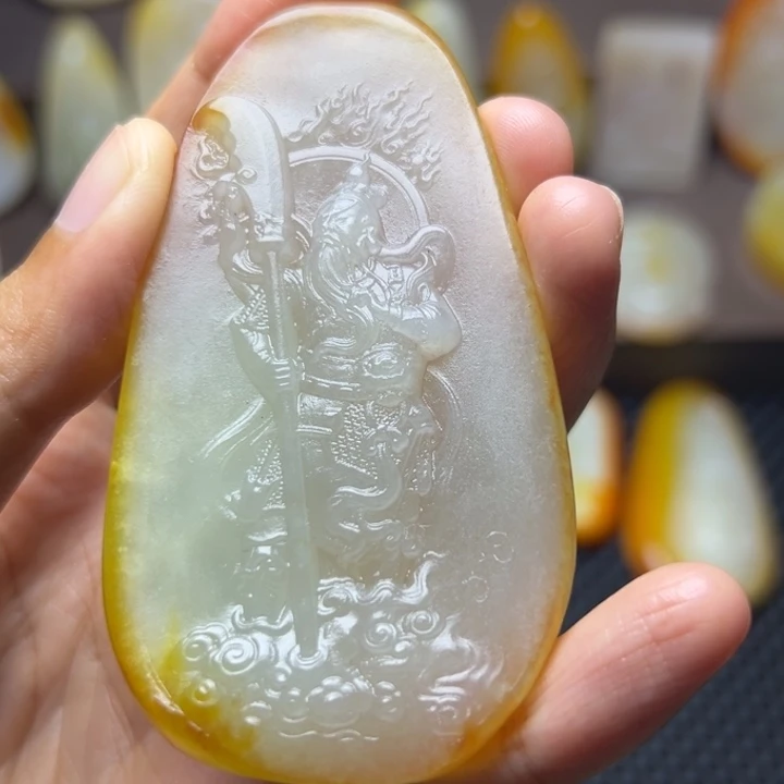 颈饰未镶嵌和田玉