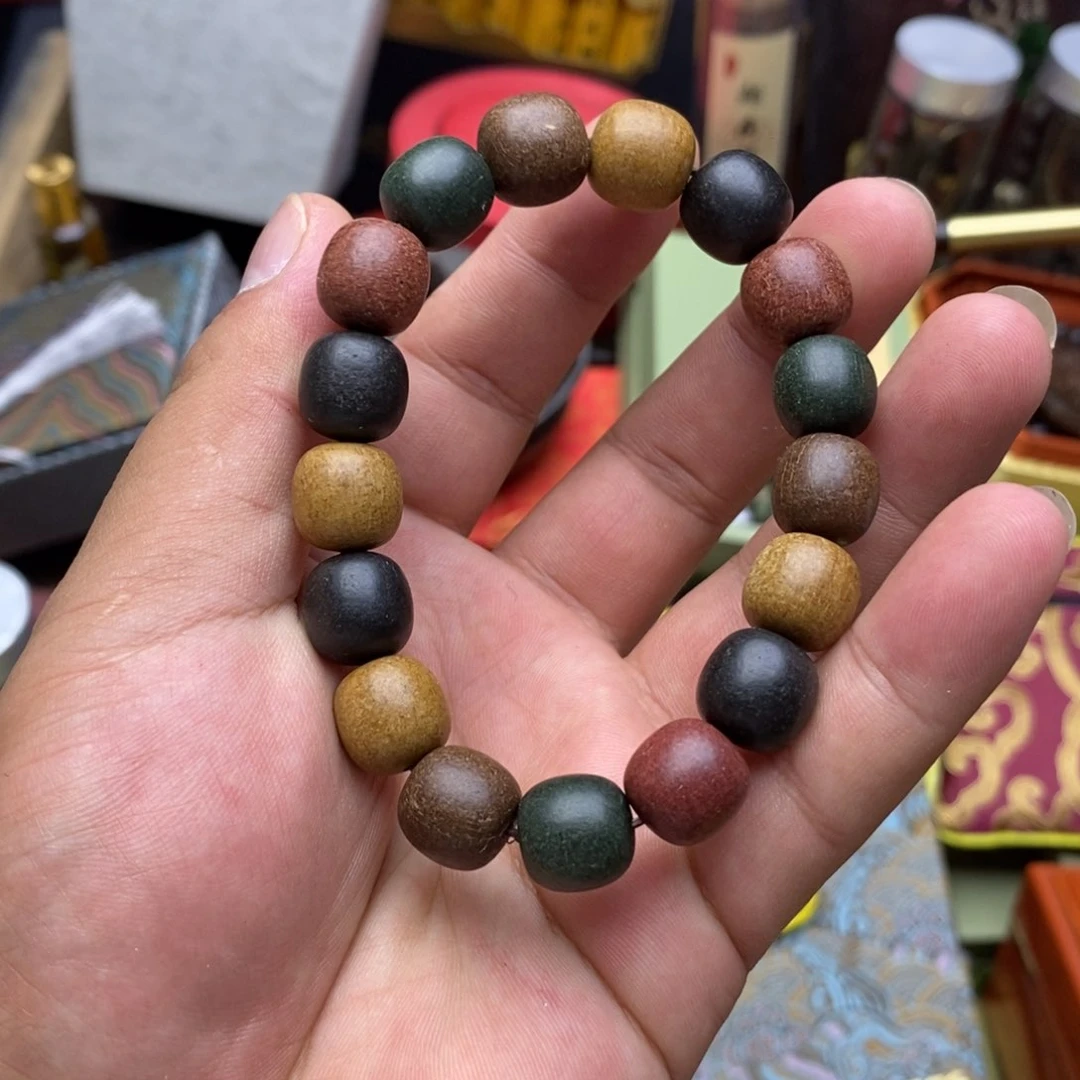 大叶紫檀（黑酸枝木类）