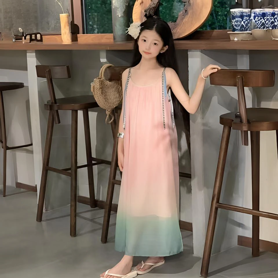 女童吊带连衣裙夏季2025新款儿童超仙长裙女大童度假风海边沙滩裙