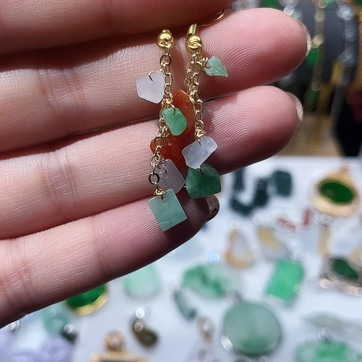 翡翠14K金镶嵌颈饰