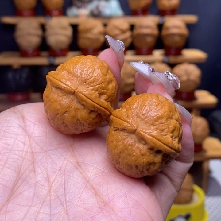 文玩核桃把件龙珠28号