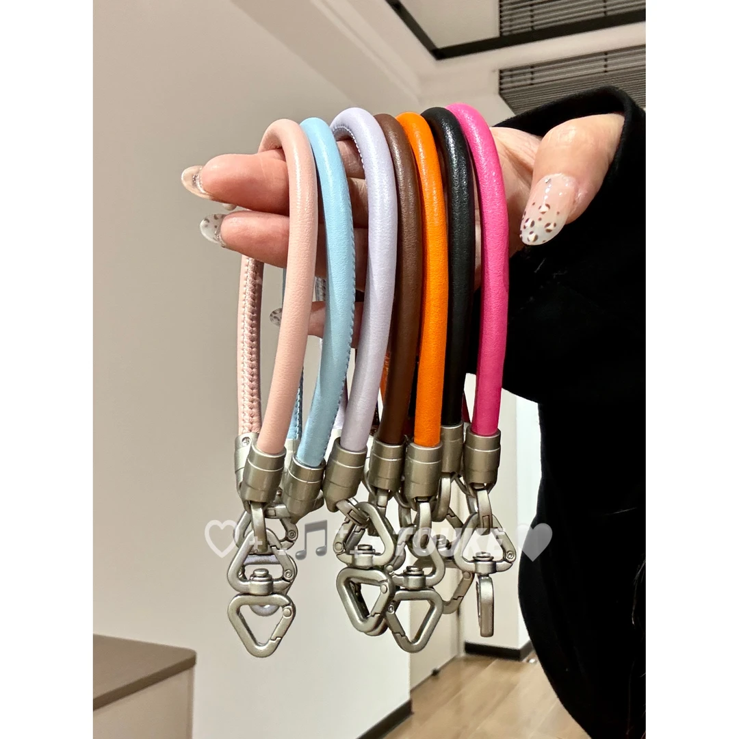 TOUKE·ins简约高级手机挂绳纯色皮质三角扣可拆卸通用手拎绳