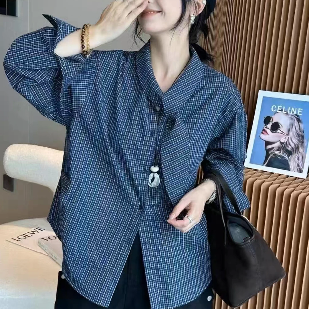 XN领口小设计格子衬衫