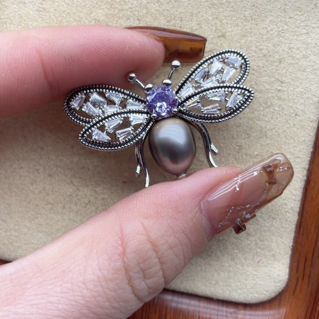 胸饰未镶嵌海水珍珠C10