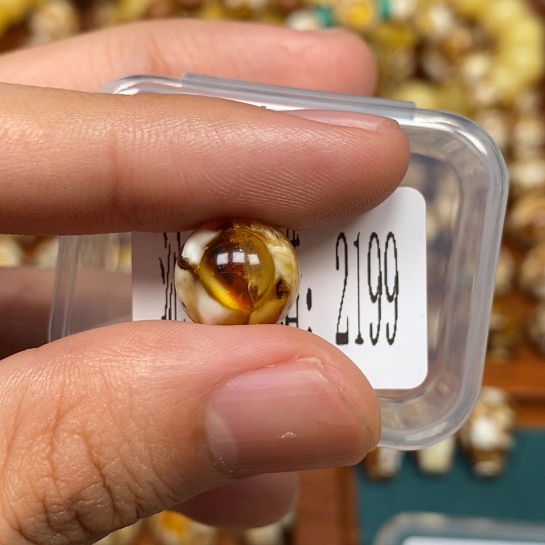把件猴头核桃沁色圆珠老型2199