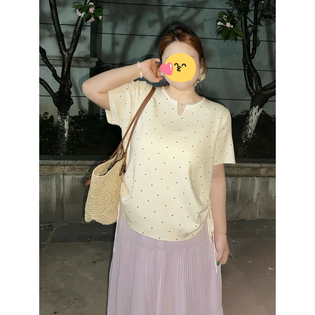 大码胖mm设计感抽绳冰丝针织短袖T恤女夏季新款遮肉显瘦波点上衣