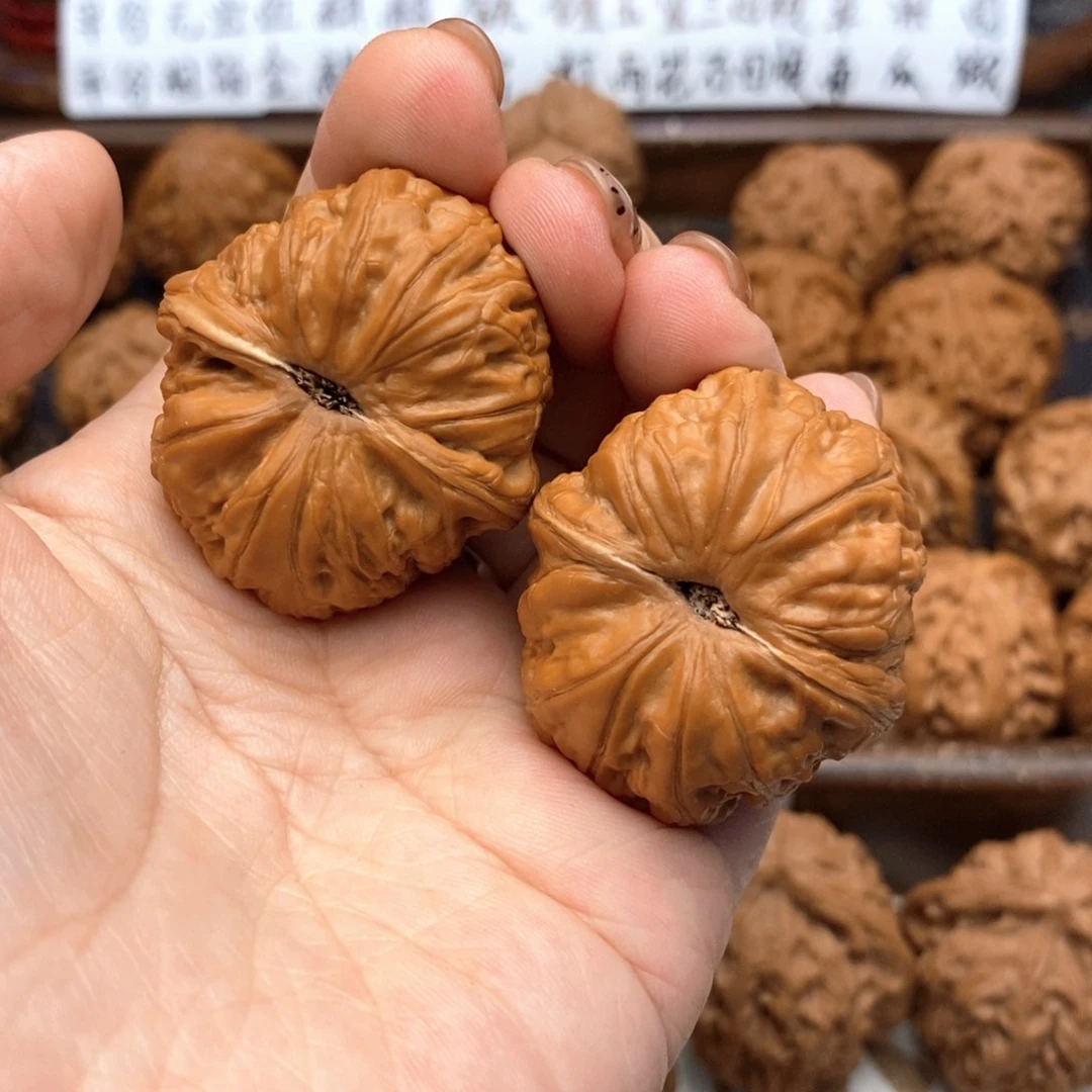 ︶****文玩核桃把件272号元宝