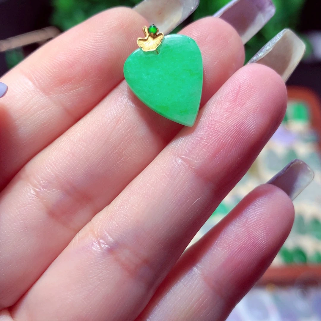 吊坠(不含链)18K金镶嵌翡翠