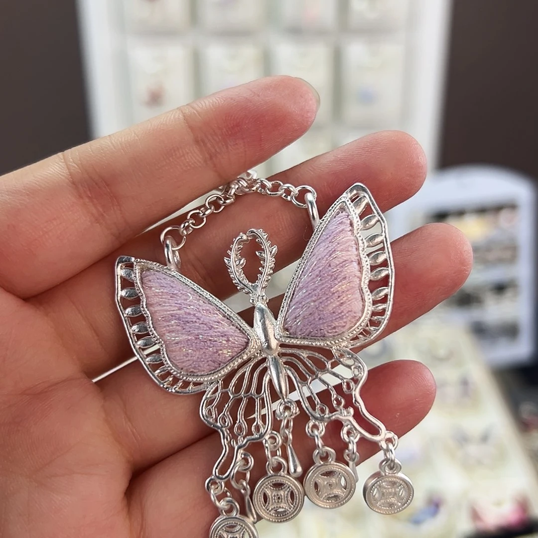 布艺合金蝴蝶吊坠12
