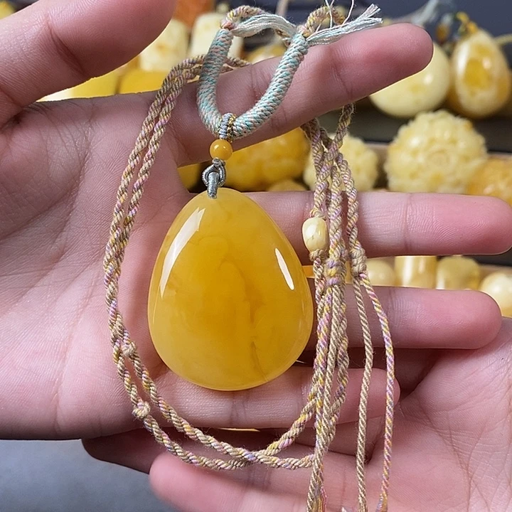 琥珀未镶嵌裸石水滴