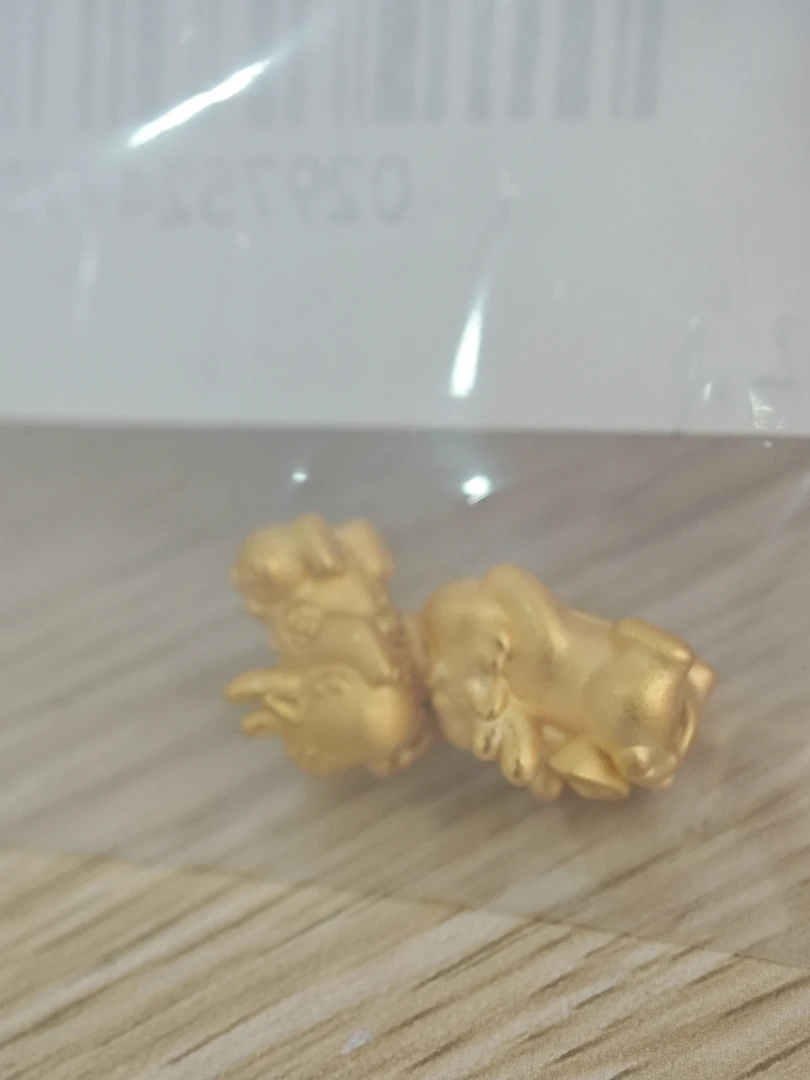 足金999 两个貔貅
