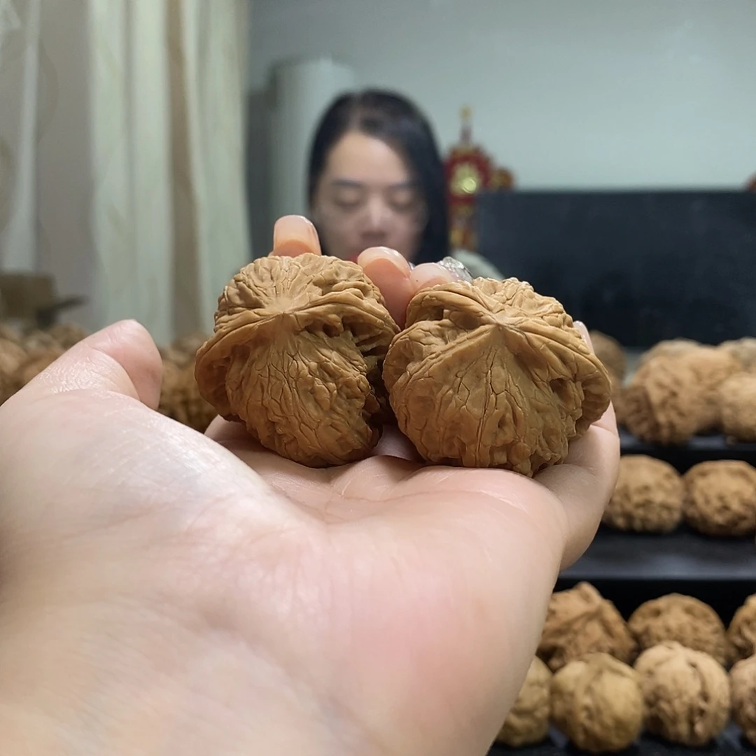 把件文玩核桃玄武异形练手对