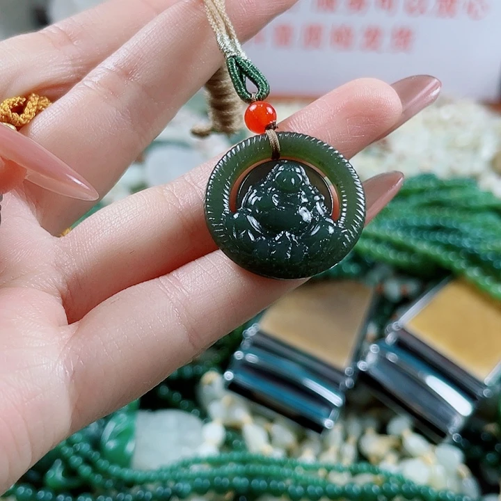 未镶嵌和田玉挂件