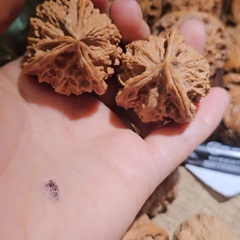 束***己吊坠文玩核桃38.5三楞