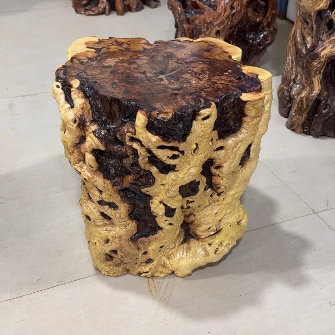 龙***猫龙纹鸡心枣木手工艺品