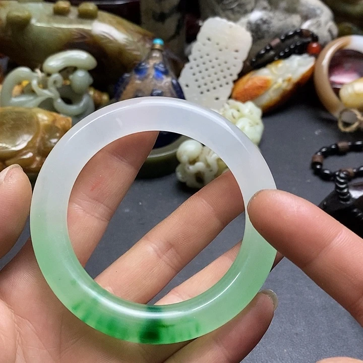 白玉菩提吊坠把件