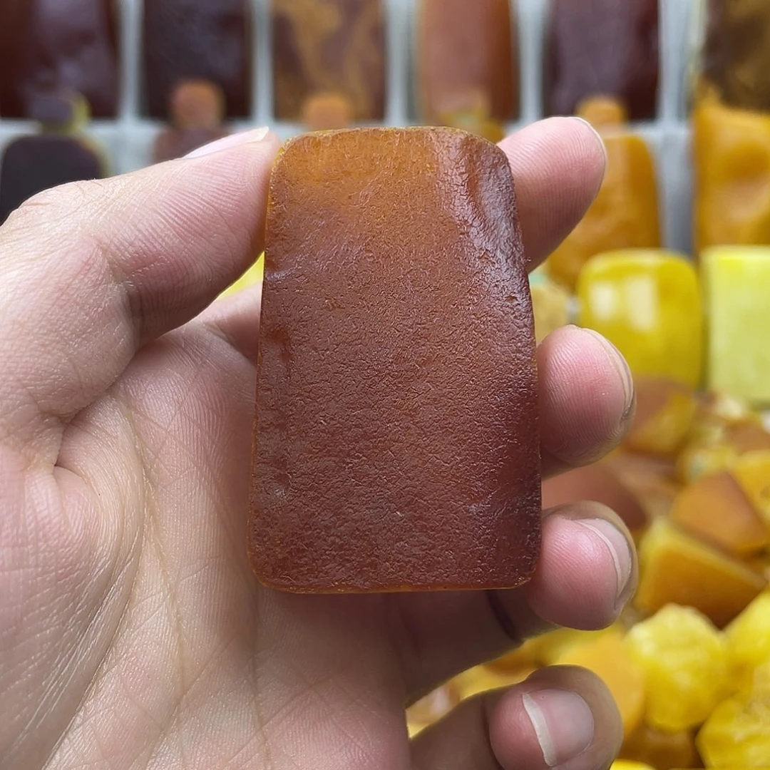 定制琥珀未镶嵌牌子