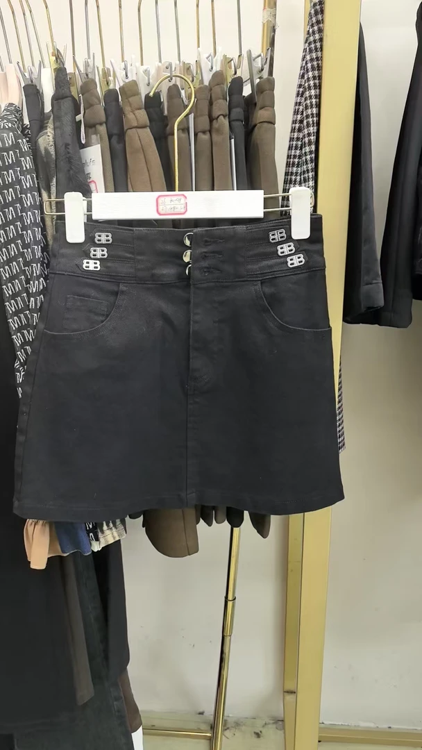#5250 时尚高腰设计感小众a字半身裙女韩版显瘦黑色牛仔短裙