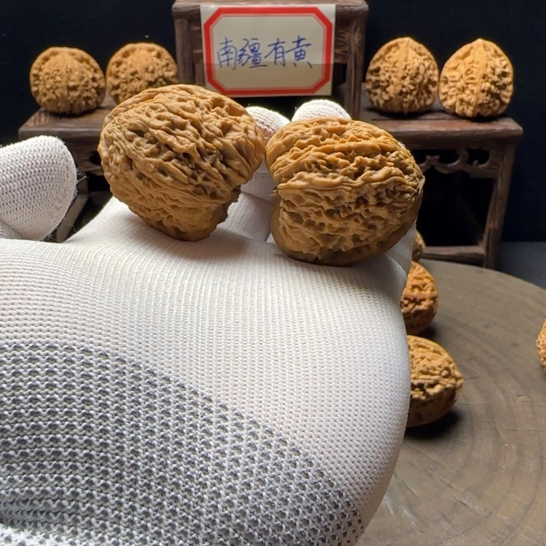 吊坠文玩核桃39丑疆炮弹