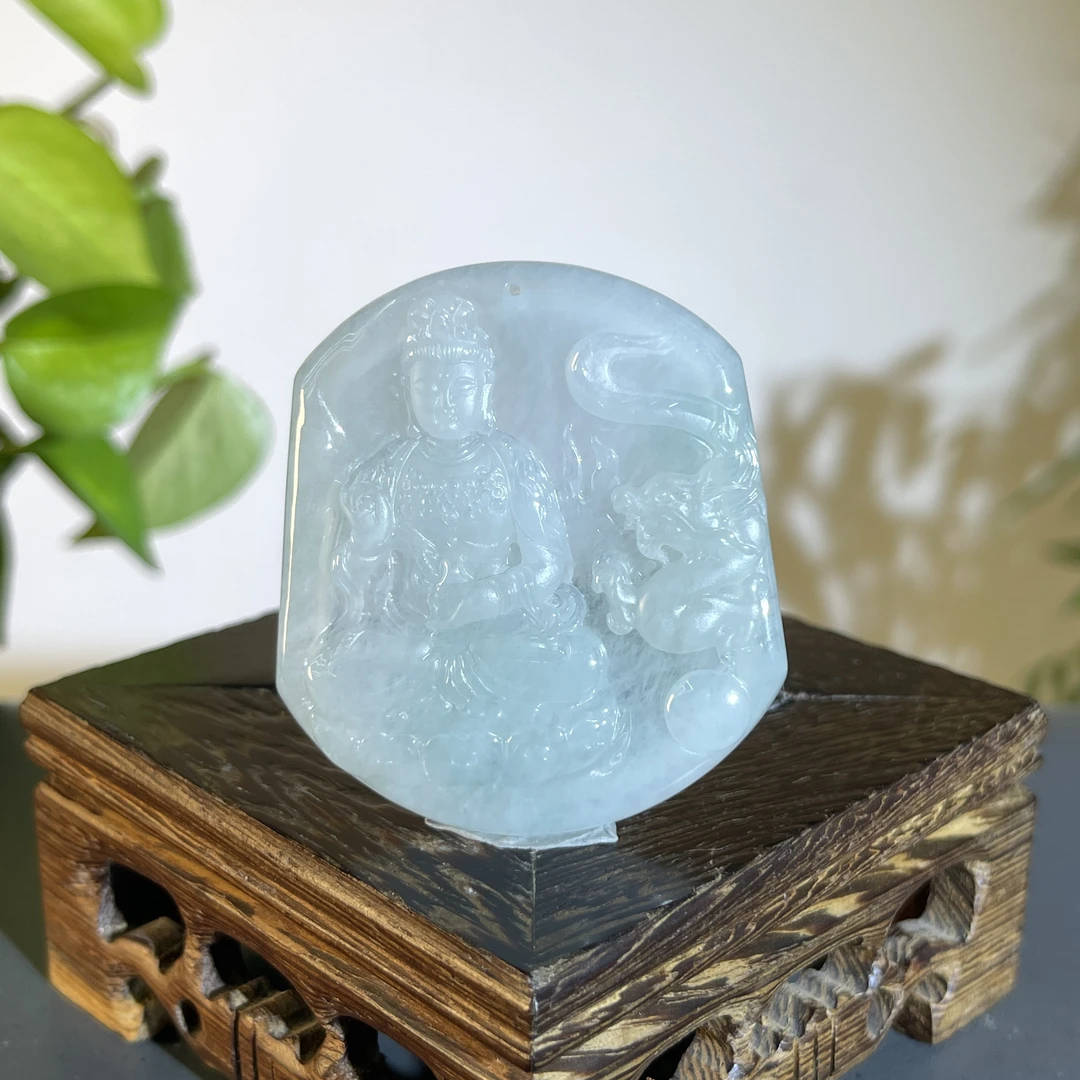 JCW25-104 天然翡翠缅甸A货 御龙观音