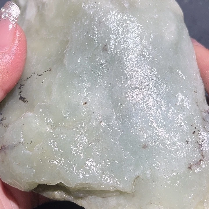 和田玉（糖玉）未镶嵌珠宝奇石