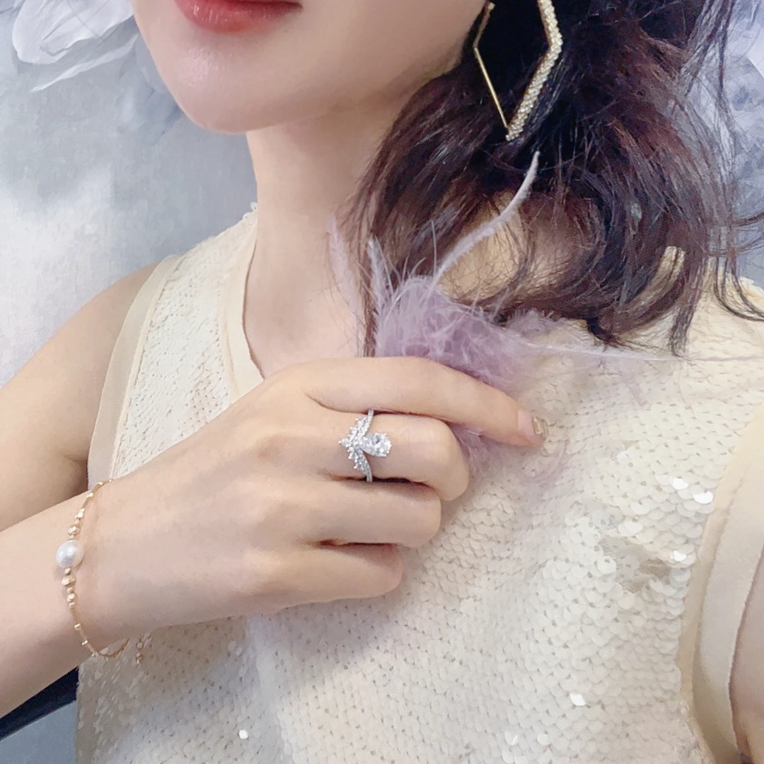 非金属莫桑石戒指 澜墨儿女王戒指时尚气质百搭轻奢