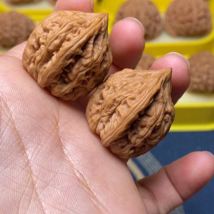 文玩核桃手捻鸡心26