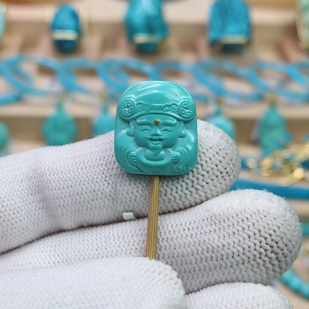 绿松石未镶嵌珠宝奇石