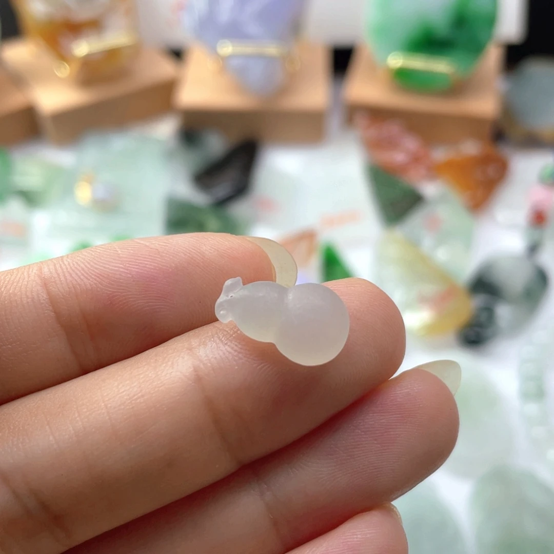 定制翡翠未镶嵌天然缅甸翡翠