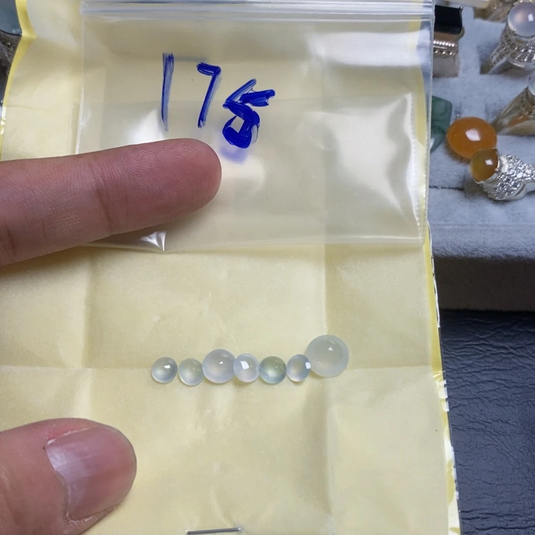 定制翡翠未镶嵌天然缅甸翡翠A货