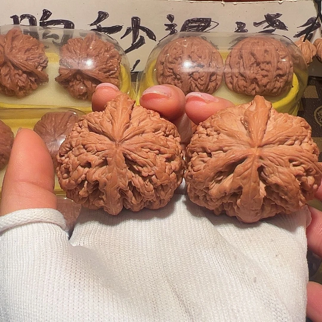 文玩核桃吊坠大粗筋异形座山雕