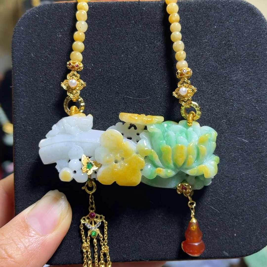 翡翠未镶嵌颈饰天然翡翠