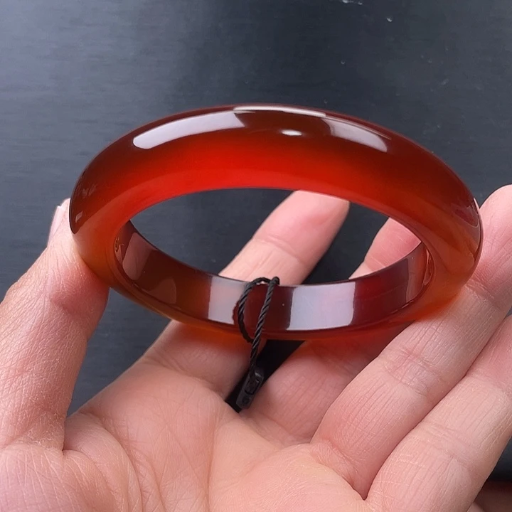 玛瑙/玉髓未镶嵌手镯56圈口