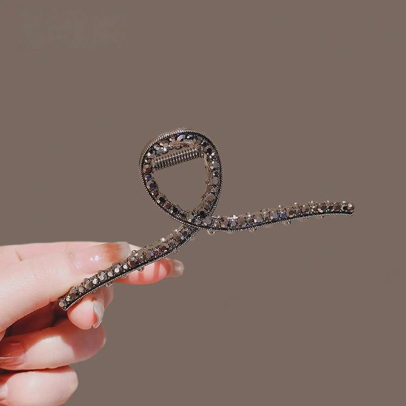 韩版！2025年日韩新款水钻发夹女大号抓夹后脑勺盘发鲨鱼夹发卡发