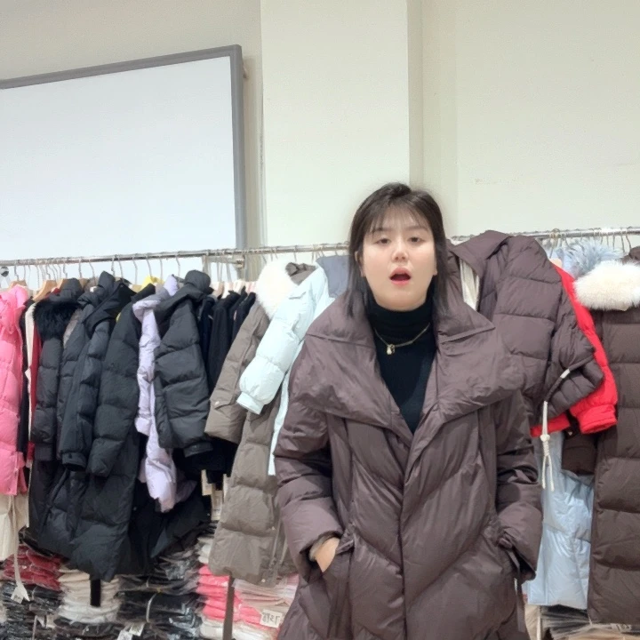 倾***:芮娜依莲芮娜依莲