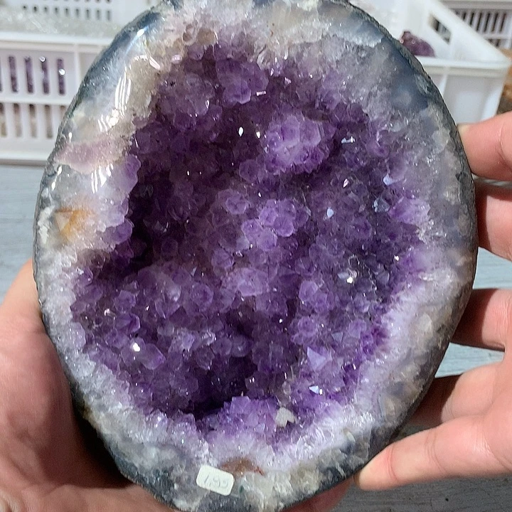未镶嵌珠宝半成品水晶