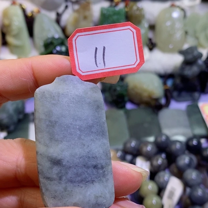 和田玉边角料未镶嵌