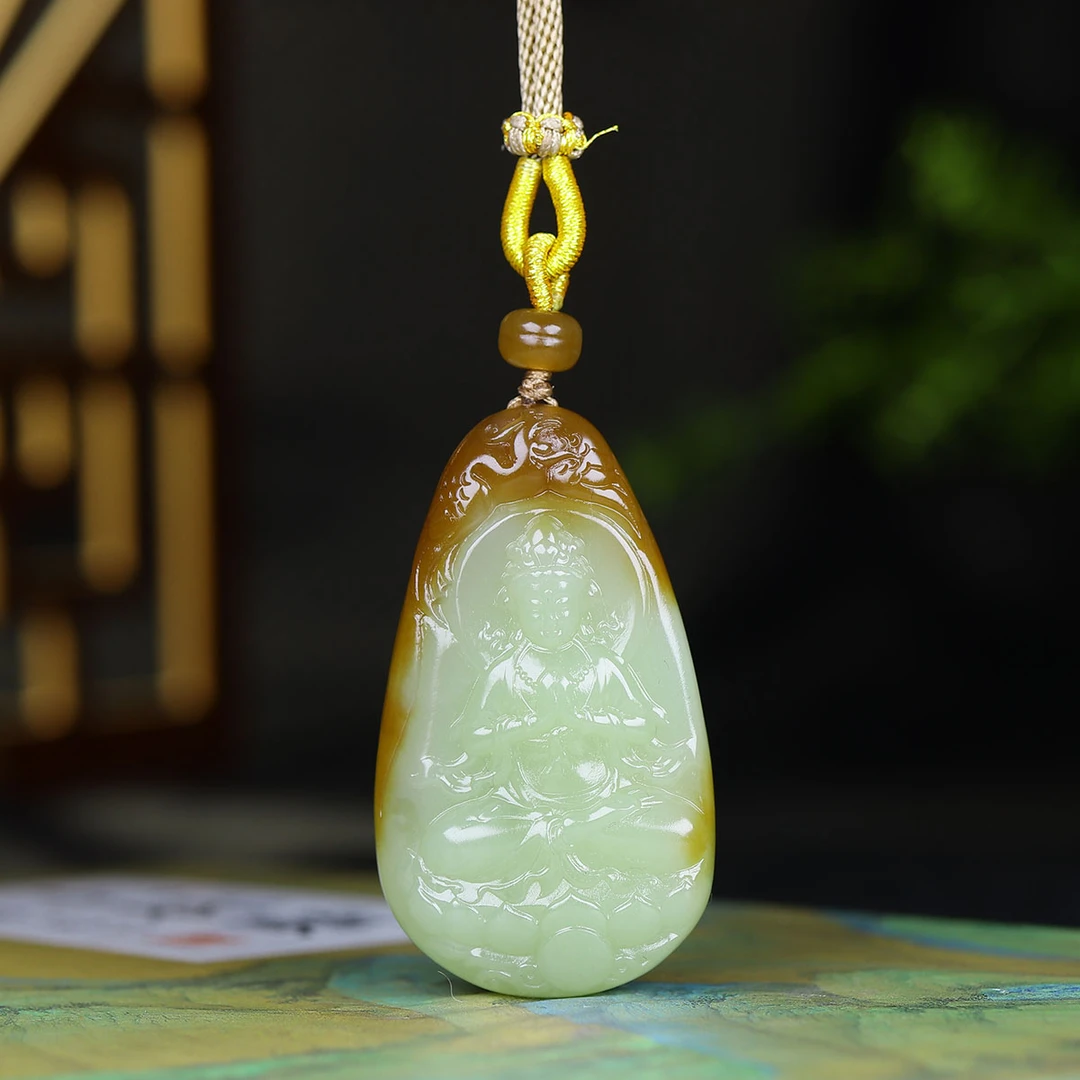 111626和田玉且末料合掌观音挂件