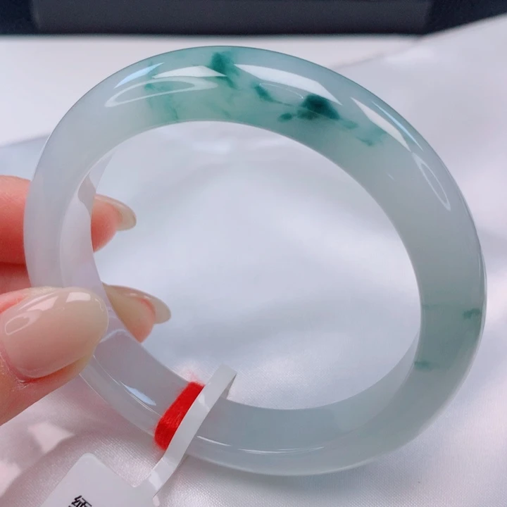 翡翠未镶嵌手镯57圈口