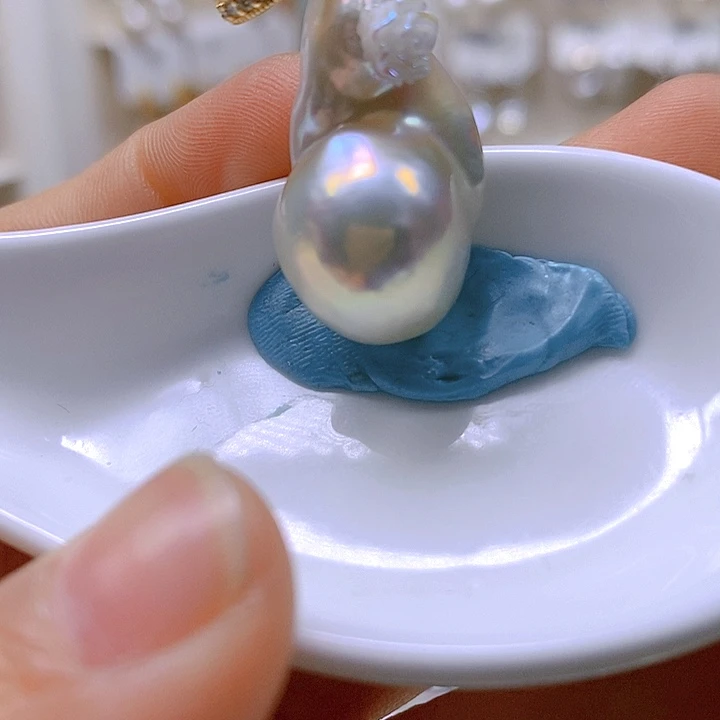 淡水珍珠颈饰合金