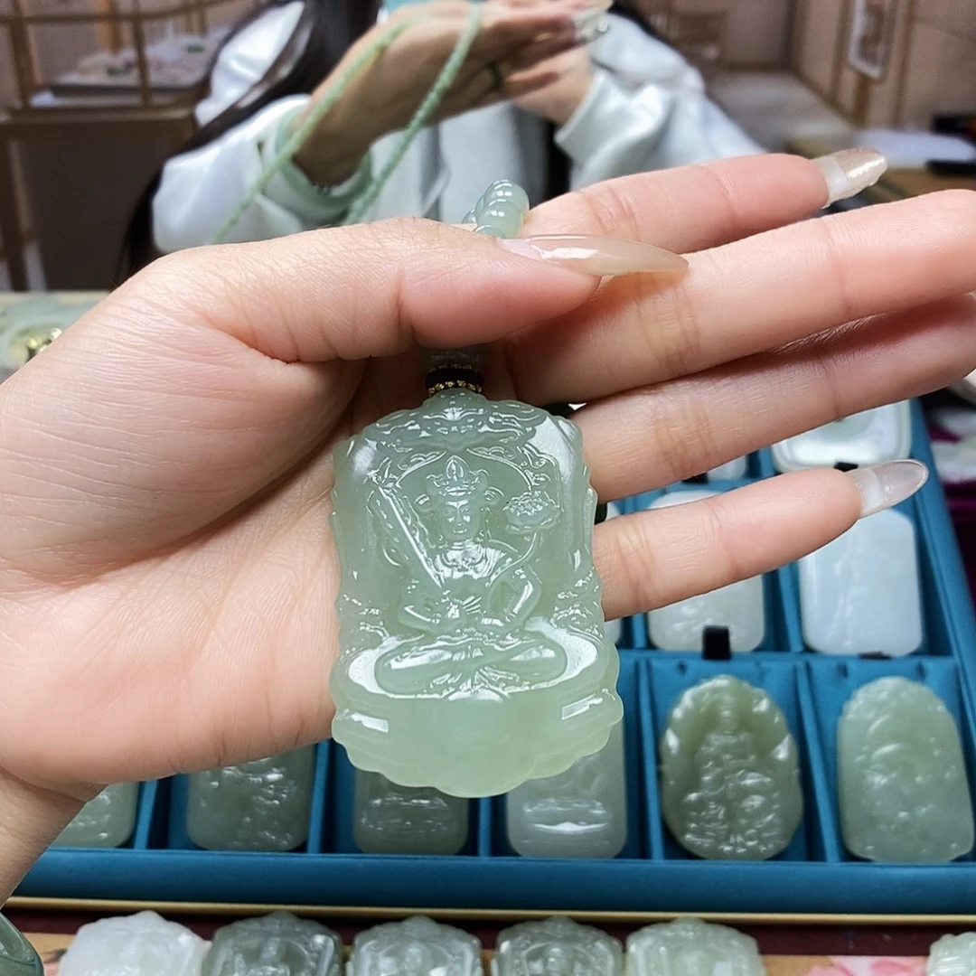 和田玉颈饰未镶嵌鲁*修